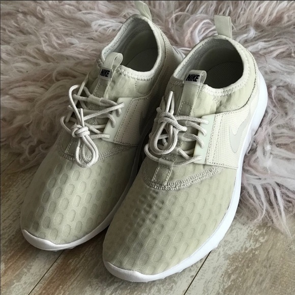 NWT Nike Juvenate light bone Rare - Picture 2 of 8